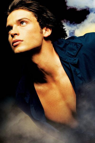 Quell beau corp ce clark kent.